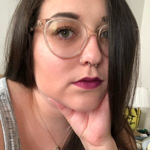 Meet your Posher, Alison